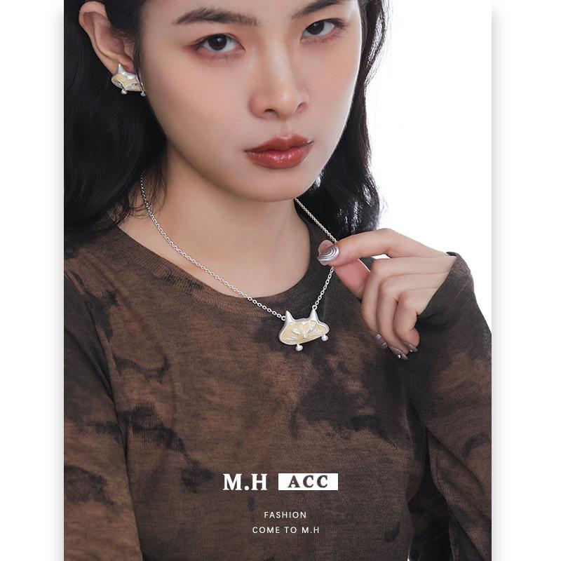 Original Funny Cat Necklace Women's Light Luxury Niche Design Sense Collarbone Chain Sweet Simple Daily Personality Neck Chain