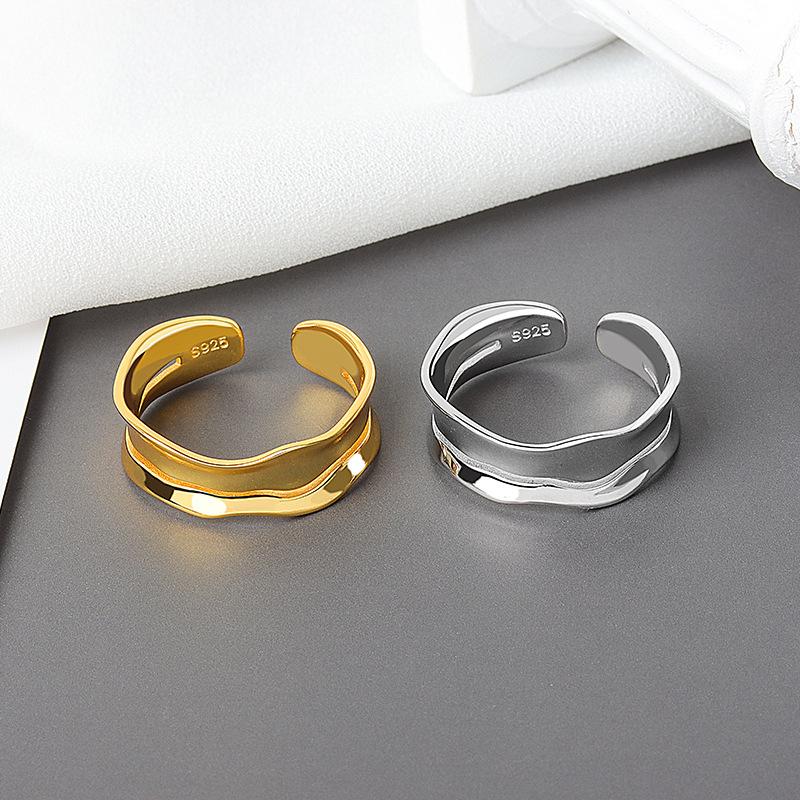 Minimalistyczny Falisty Pierścionek Dla Kobiet Elegancki Niszowy Design Obrączka Prosty Codzienny Dodatek Biżuteryjny
