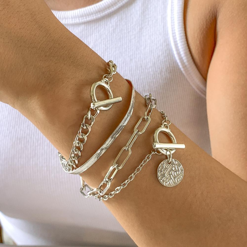 4pcs Set Hip-hop Trend Snake Bone Chain Retro Metal OT Buckle Round Card Bracelet for Women Punk Rock Jewelry Set Accessory Gift