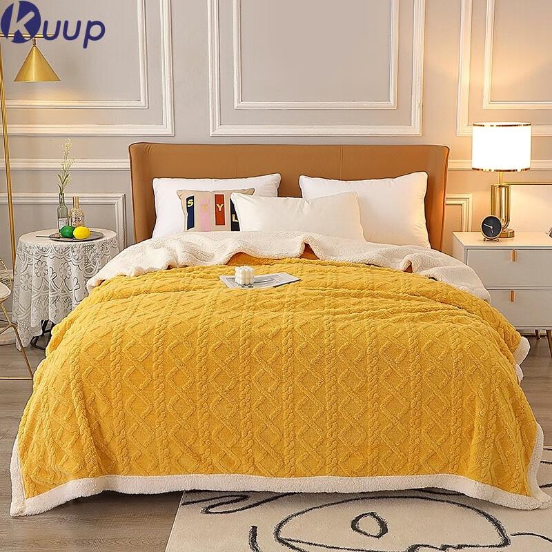 Woodpecker Polyester Velvet Thickened Blanket
