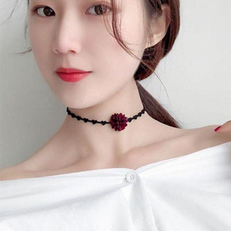 Collier ras du cou en velours en forme de cœur fait main: Collier Style Harajuku