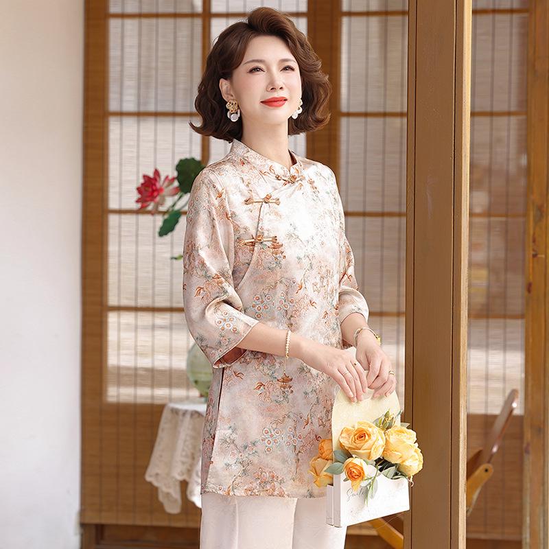 

Elegant Floral Print Seven-Sleeve Top for Women: Retro Frog Buttons, Chinese Style, Ideal for Middle-Aged and Elderly 2XL (95-115 lbs) помаранчевий