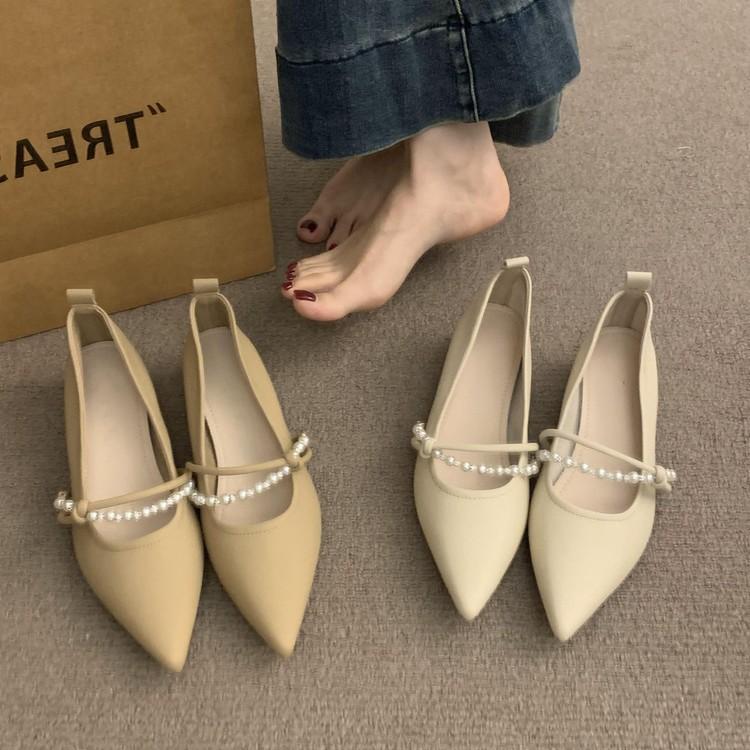 Thick heel pointed Mary Jane shoes women's spring and autumn 2025 new French pearl chain shallow mouth with skirt single shoes women