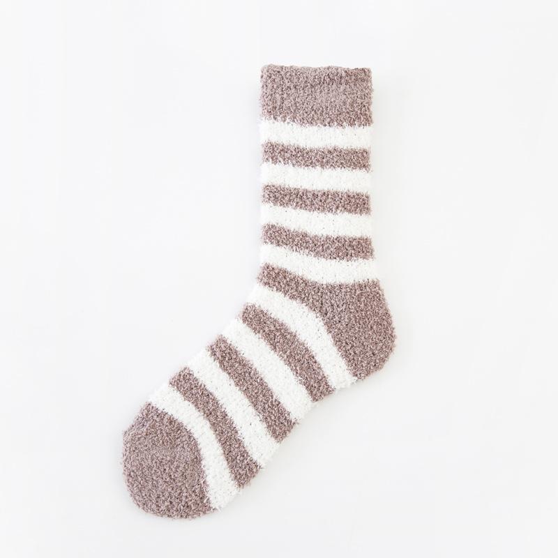 5/10 Paar Lässige Winter Verdickte Gestreifte Korallenfleece Socken für Damen Fleecegefüttert Warme Haus Schlafsocken Mittlere Wade Plüsch Boden Socken Überzieher