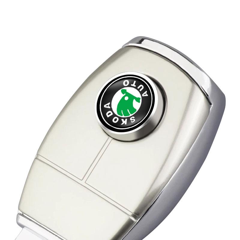 For Skoda Octavia Enyaq Rapid Karoq Derivati Fabia Kodiaq Kamiq Superb Yeti Badge Car Seat Belt Clip Extension Plug Buckle Car Accessories