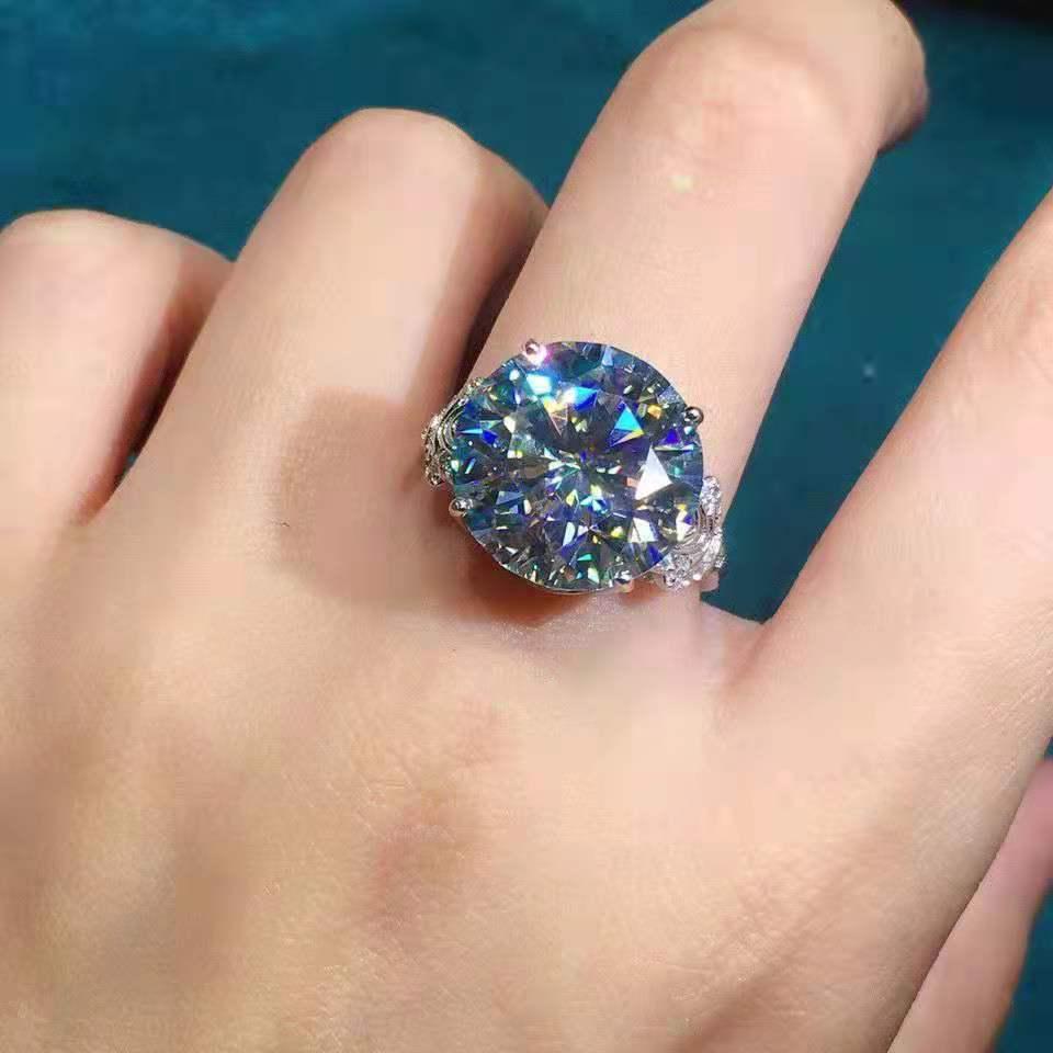 

Классический женский набор колец Xiangxu 10 карат с восемью «сердцами и стрелами», отличающийся превосходным блеском. Adjustable