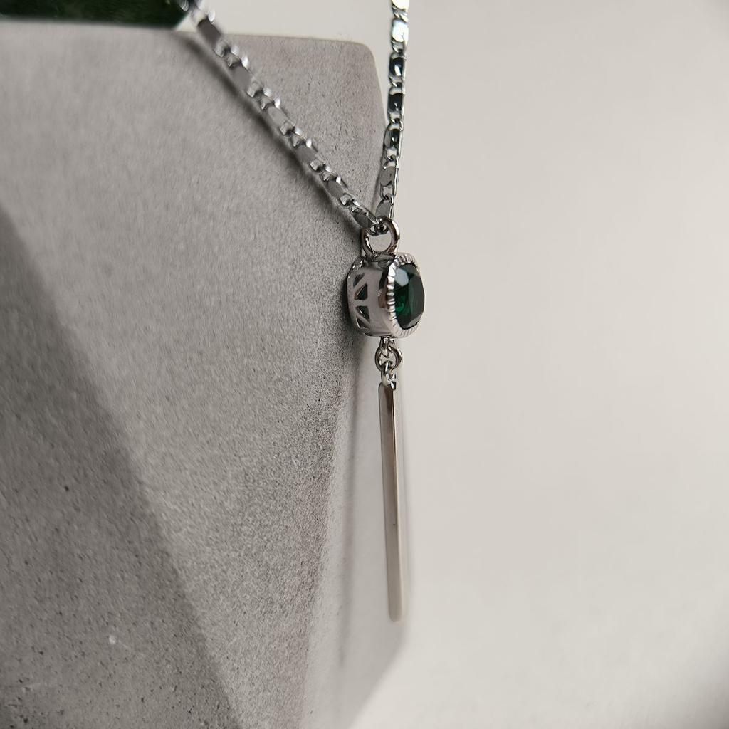 Серебряная подвеска с изумрудом nano 0.95ct (2197362)