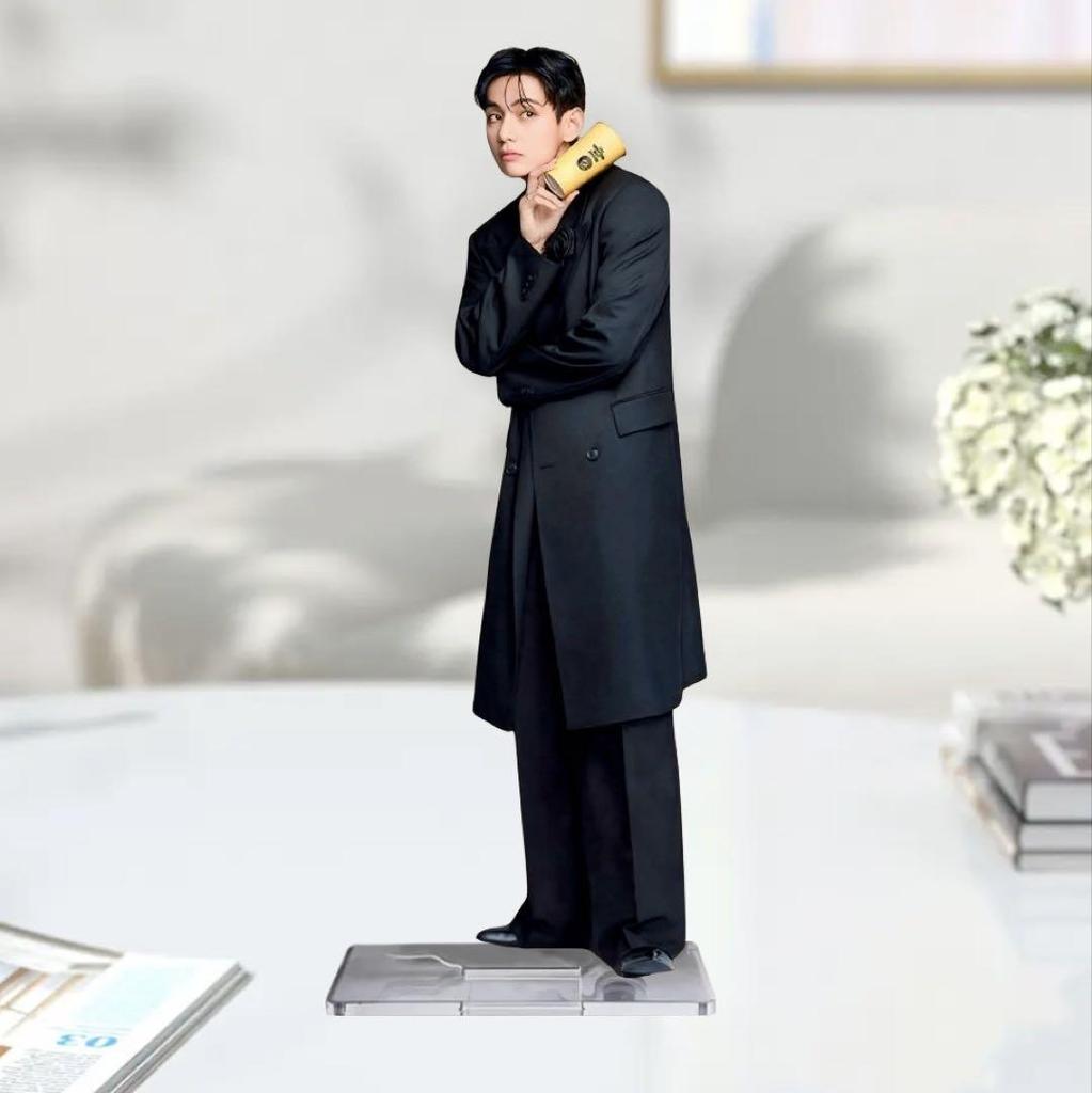 [USED] BTS Taehyung Big Acrylic Stand 30cm