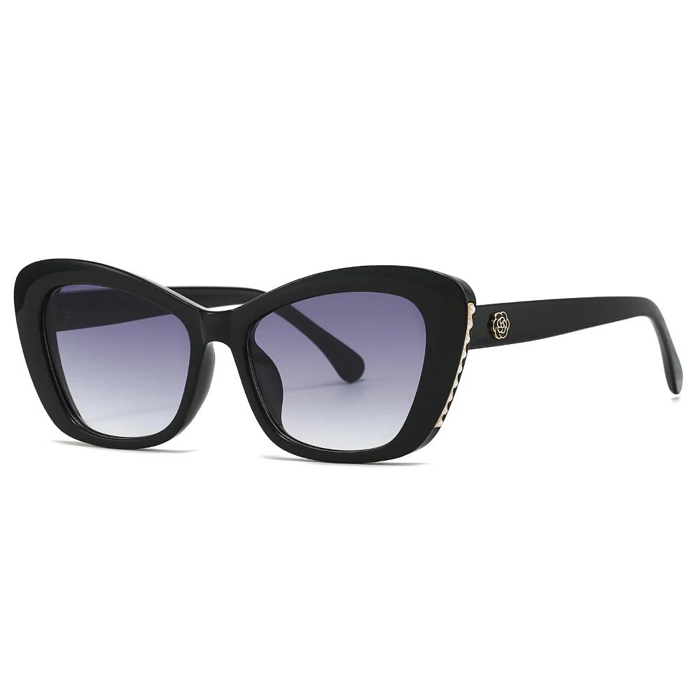 

New Y2k Big Frame Cat Eye Sunglasses Women Luxury Brand Designer Vintage Rivet Flower Shades UV400 As the picture