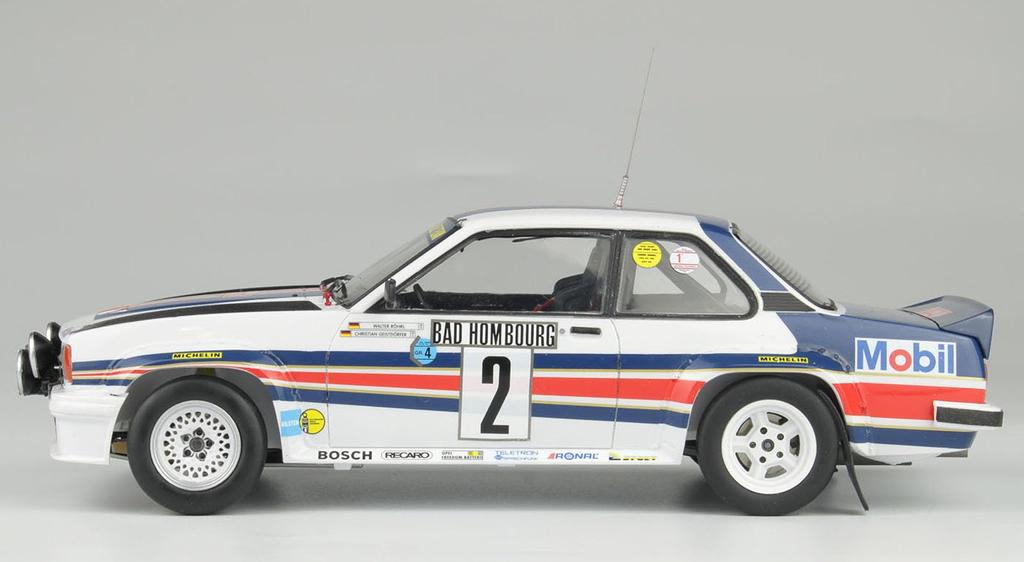 Platz Belkit Opel Ascona 400 1981 Vítěz Rally Monte Carlo Plastikový model BEL020 1/24