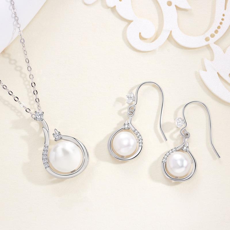 Cherish Supreme Pearl Earrings Women's Retro Elegant Fashion Versatile Light Luxury Premium Mother's Day Gift