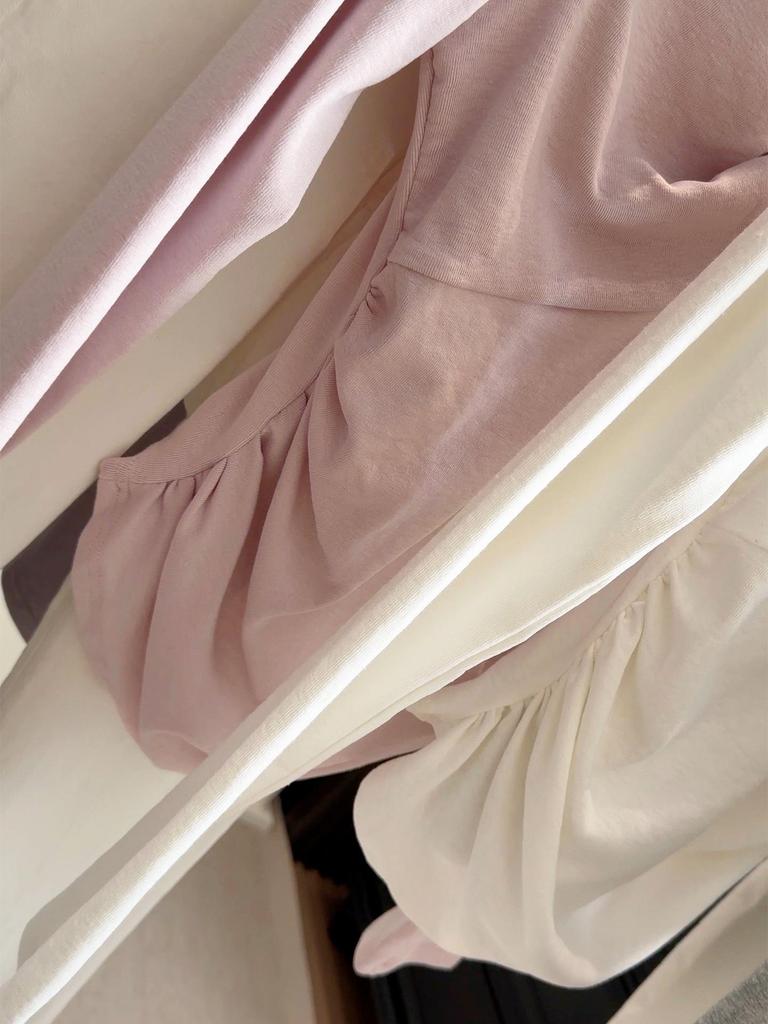 Stylish Twisted V-Neck Long-Sleeve Women's T-Shirt, Spring 2026 Slim-Fit, Figure-Flattering Base Layer.