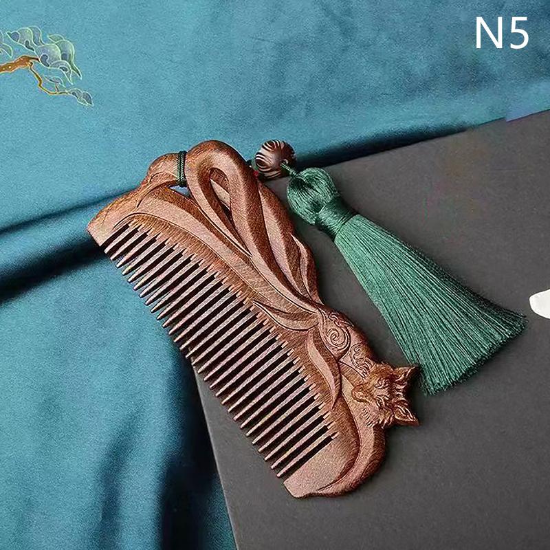 Naturlige sandeltrekammer Massivt tre Utsøkt utskjæring Lotus-kam Antistatisk skjeggkam Håndverk Hårstyling Gave's gave