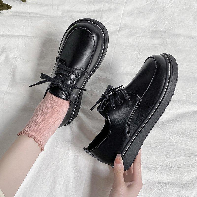 Módní Jarní a Podzimní Dámské Univerzální Malé Kožené Černé Šněrovací Kožené Boty Prošívané Kulaté Špičky Ploché Ležérní Boty pro Ženy