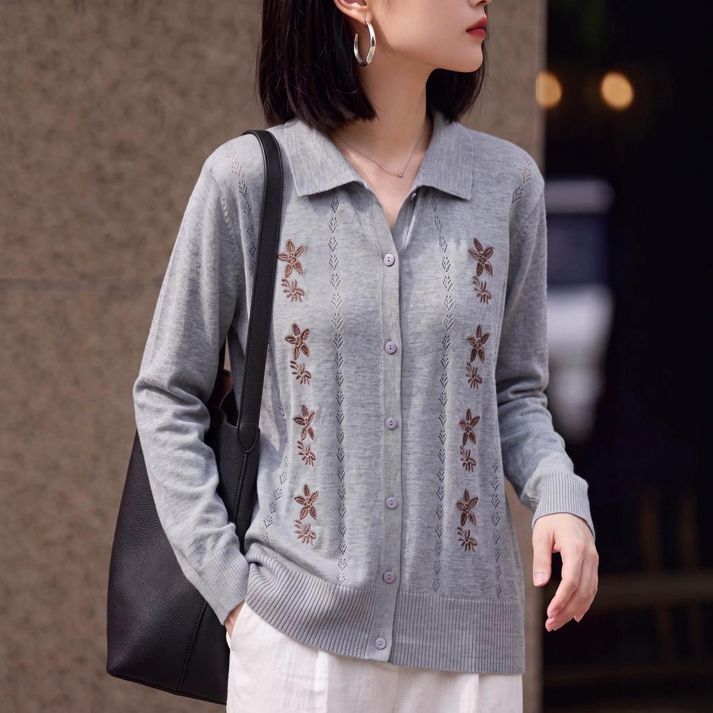 Elegant Retro Wool Knitwear with Hollow-Out Embroidery and Polo Collar