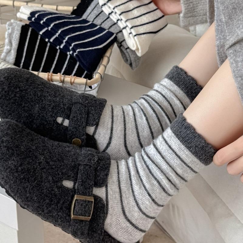 Striped Lace Wool Socks for Women, Mid-calf Socks for Spring and Autumn, Warm and Thick, Trendy Autumn Long Calf Socks
