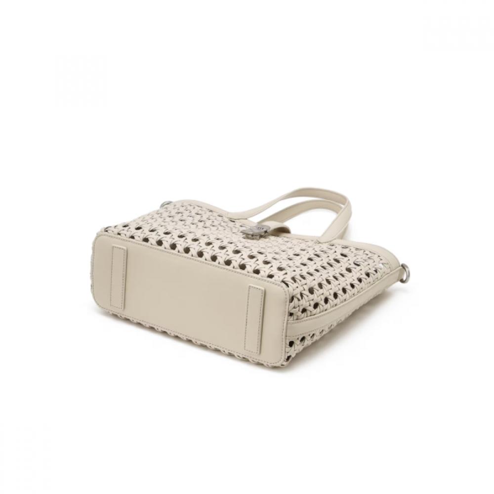 Daks Ivory Mesh Twisted Detail Point Tote Bag Dcba6e189iv