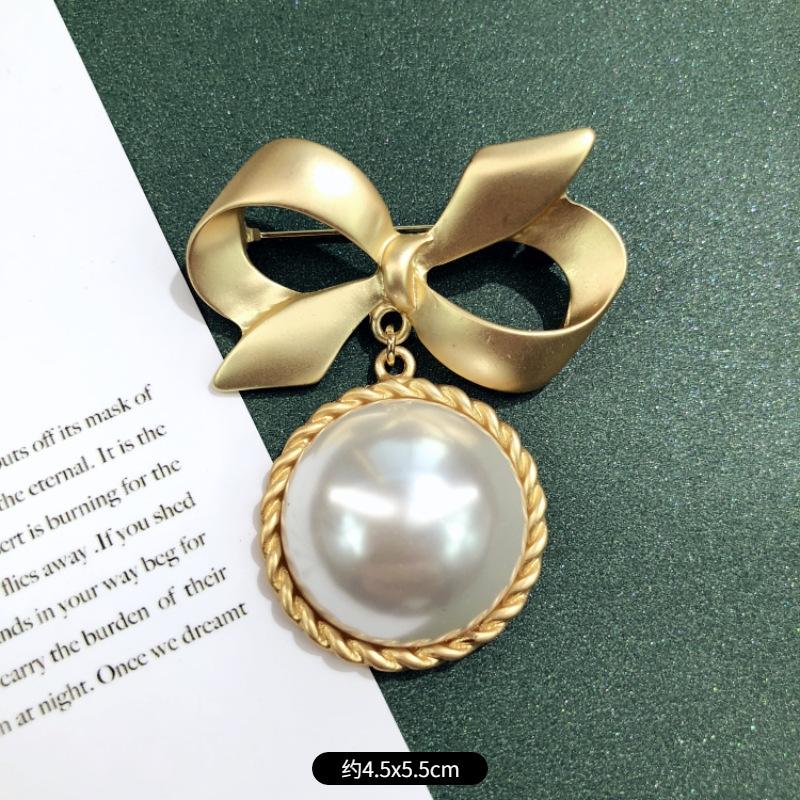 

Винтажная барочная вестерн антикварная брошь матовый золотой жемчуг корона суд булавка брошь аксессуары женщины