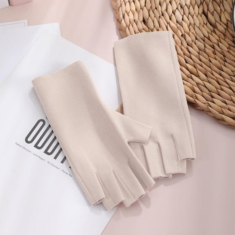 Half finger thermal gloves, heat storage German velvet windproof gloves, flexible writing mittens, cute girls' cold-proof gloves
