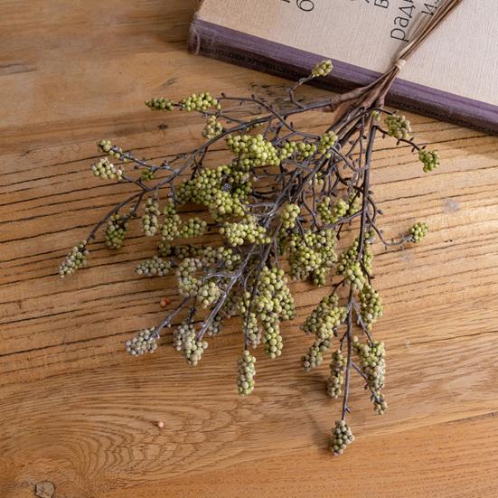 4 Pcs Artificial Berry Stems Faux Fruit Branch Realistic Fake Plants Ornaments for Christmas Wreath Crafts Wedding Party Winter Home Decor