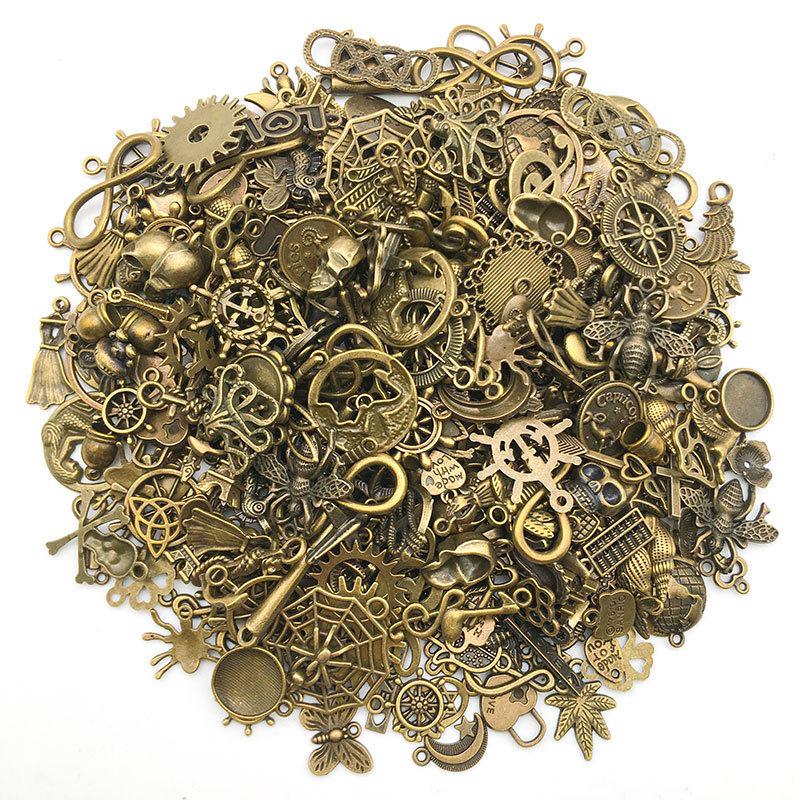Ancient Bronze Pendants - Random Mixed Styles (20, 30, 50 Pcs) for DIY Jewelry & Accessories (E18)