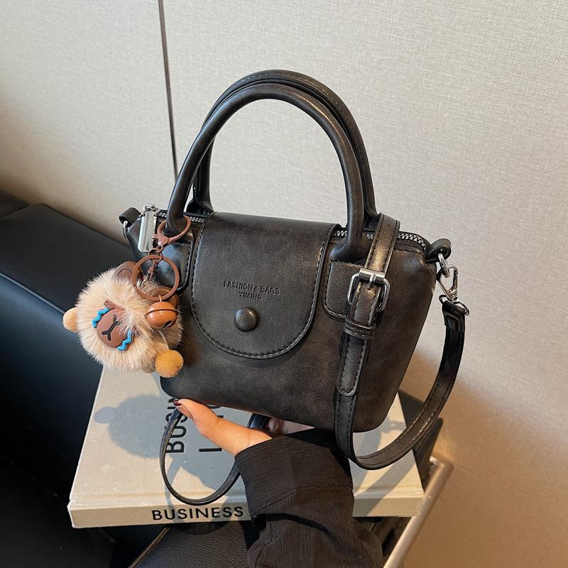This Year's Popular Bags Women's 2025 New Fashion Messenger Dumpling Bags Versatile Casual Shoulder Bags Handbags