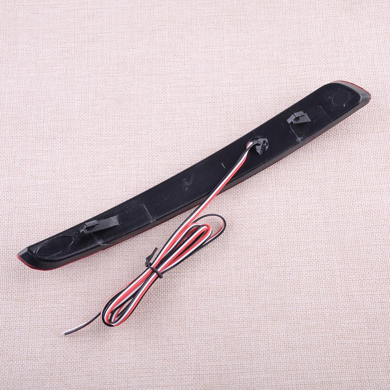 1 Pair LED Rear Bumper Reflector Tail Brake Light Lamp 12V 5W Fit for Ford Mondeo Fusion 2011-2012