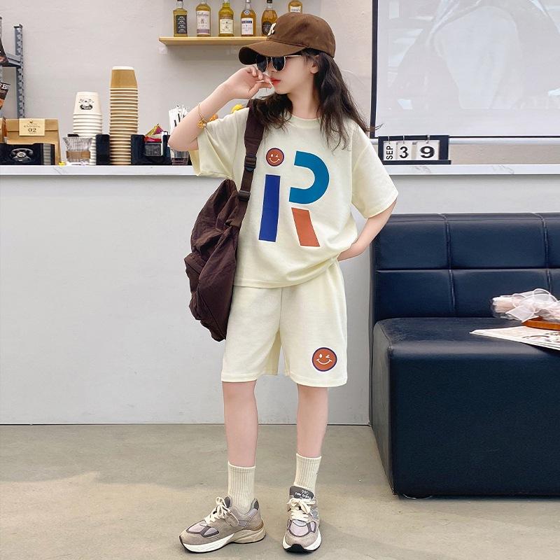 

Summer Teenage Girls Clothes Set Children Letter Printed T-shirts and Shorts 2pcs Suit Kid Top Bottom Outfits Tracksuits 170 абрикосовий