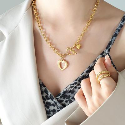 Style Wind Peach Heart Ot Buckle Love Necklace Female Spice Girl Clavicle Chain Titanium Steel 18K Gold P1045