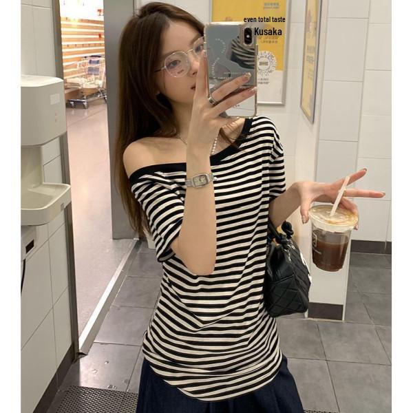 

Women s 2025 Slimming Striped Off-Shoulder T-shirt - Short Sleeves Medium Premium