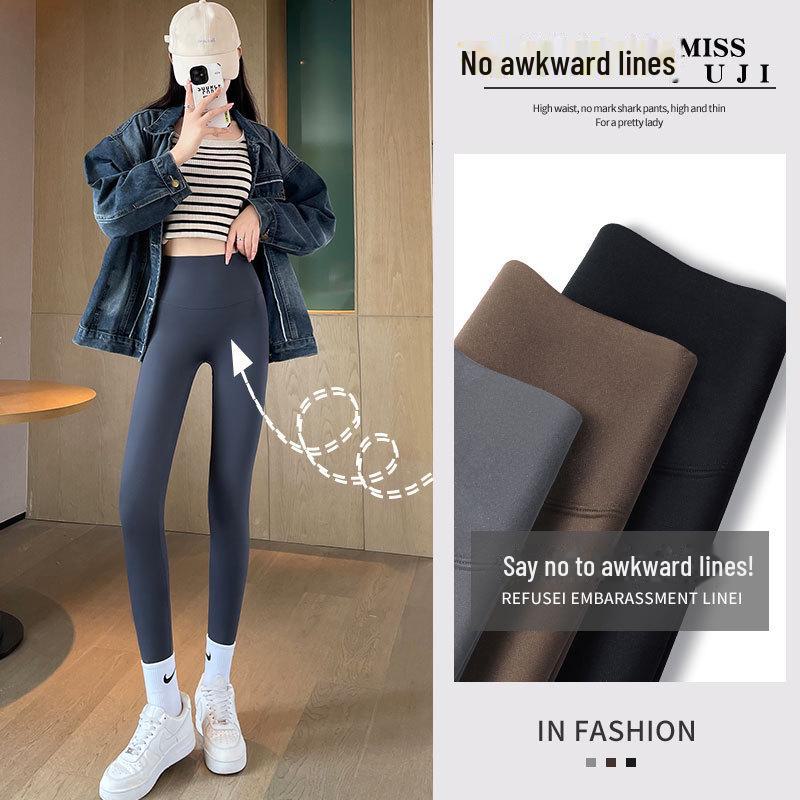 Pantalones de Yoga Gruesos Cálidos Marrones de Tiburón para Mujer con Terciopelo, Ideales para Otoño e Invierno como Ropa Exterior, Leggings Ajustados de Pierna de Barbie