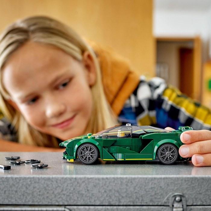 LEGO Speed Champions Lotus Evija 247-Piece Building Set