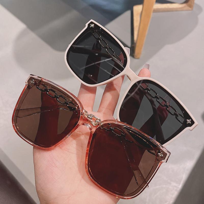 Fashion Sunglasses Women Luxury Large Frame Sun Glasses UV400 Protective Eyewear New Lady Traveling Shade Female