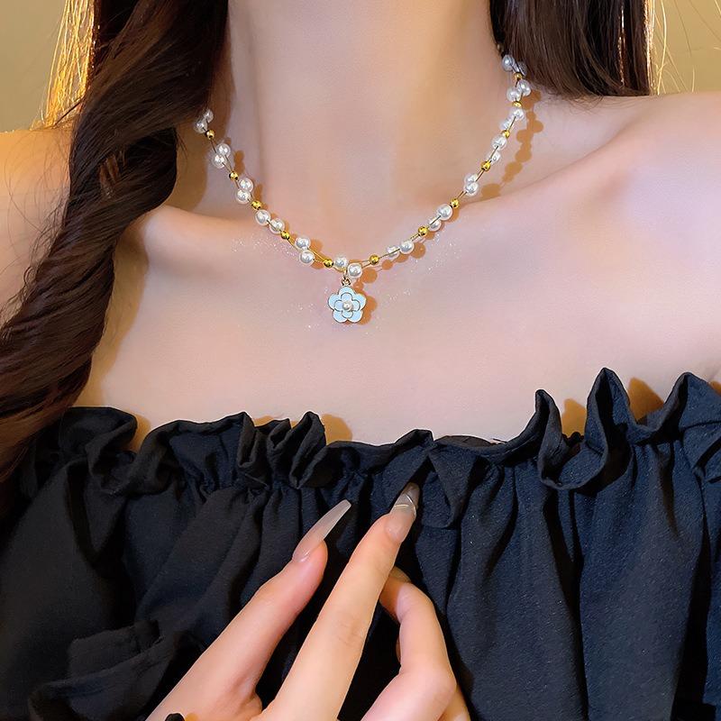 High-end Imitation Pearl Beaded Necklace Women's Versatile Niche Design Collarbone Chain Summer Accessories New Products