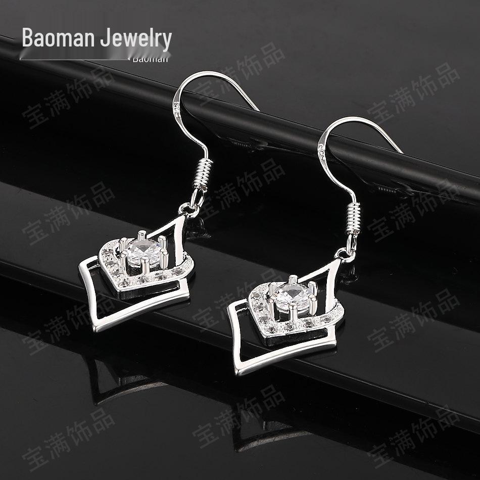 Elegant Heart-Shaped Zircon Rhombus 925 Silver Earrings for Women