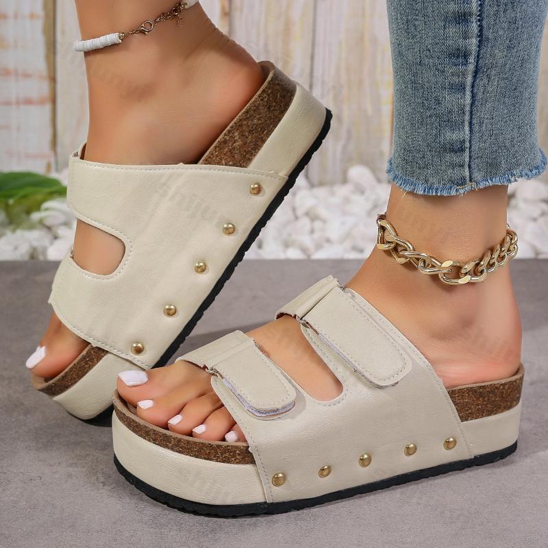 Women Slippers Flats Platform Sandals Female Summer New Designer Studded Beach Slippers Casual Flip Flops Home Slides