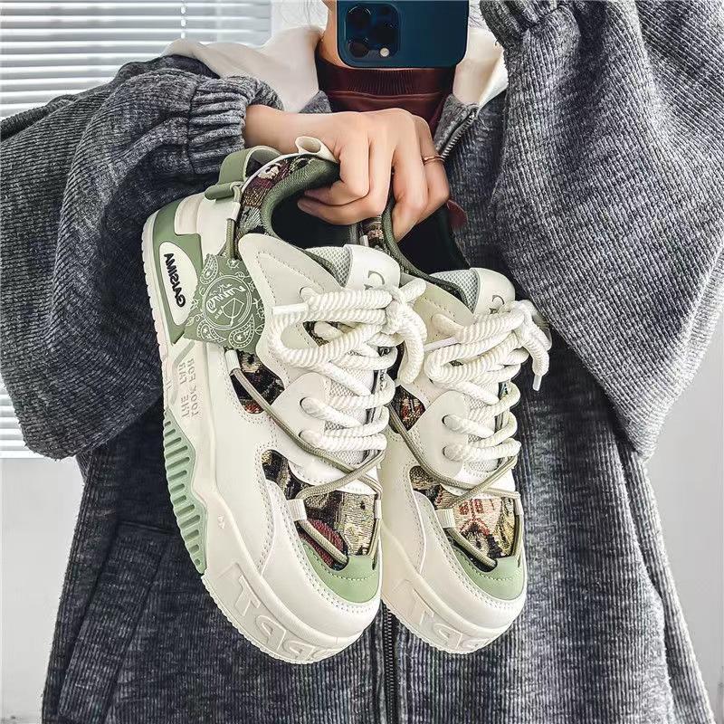 Men's Shoes Summer Breathable 2024 New Mesh Niche Design Board Shoes Sports and Leisure Boys Platform White Tide Shoes