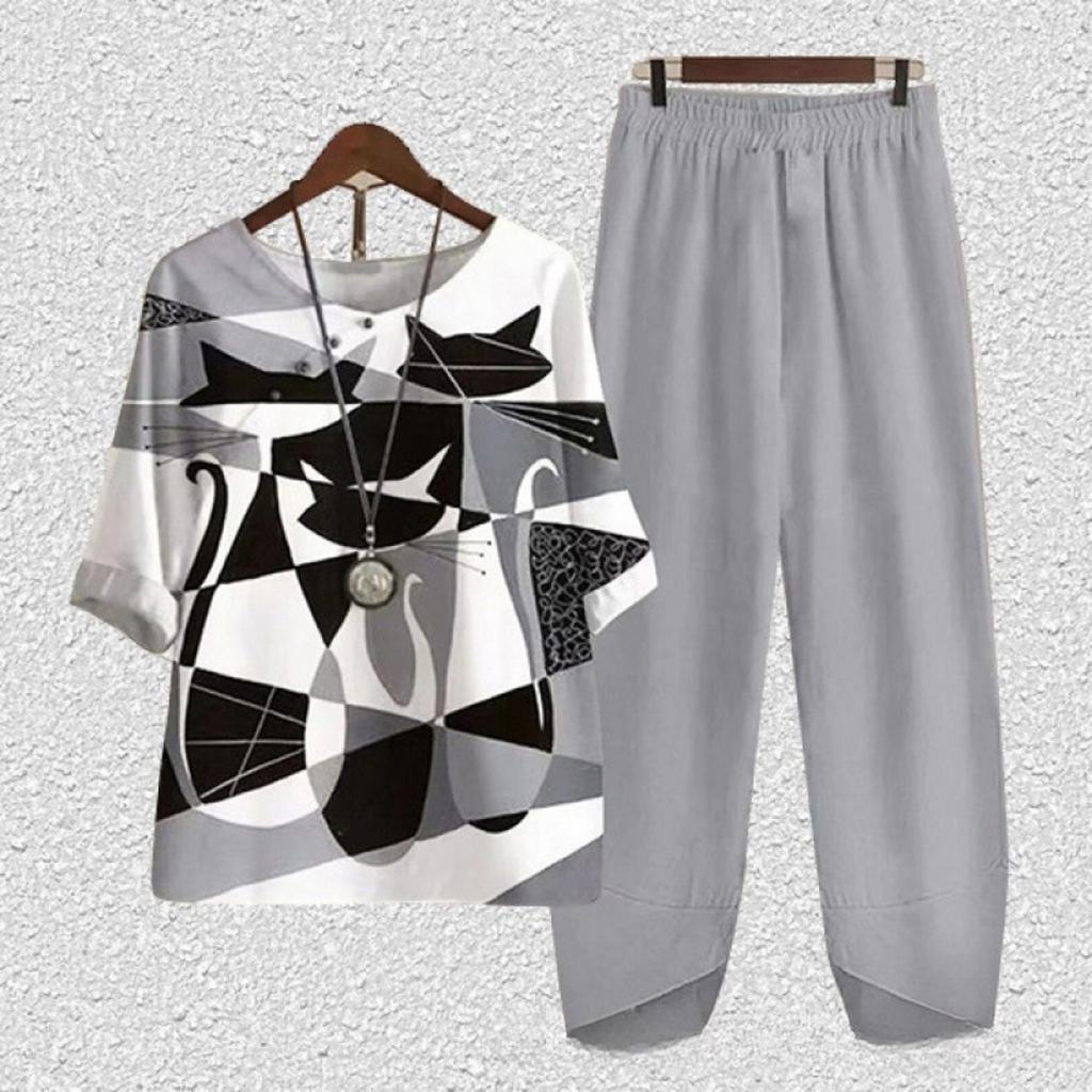 Women's Loose Fit Floral Printed Two Piece Outfit Half Sleeve T-Shirt Elastic Waist Pantsuit
