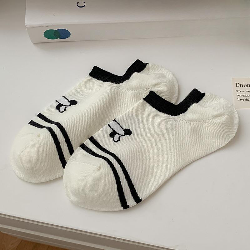 Female Summer Thin Polka Dot Cute Rabbit Boneless Shallow Mouth Invisible Do Not Drop Heel Socks