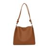 225 winter new bag women's retro foreign style tote bag fashion niche shoulder bag casual simple crossbody bag