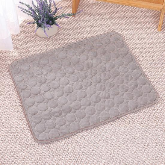 Dog Cooling Mat, Self-Cooling Summer Pet Mat, Breathable Ice Silk Cooling Pad, Washable Portable Self-Cooling Mat for Large Small Dogs Cats