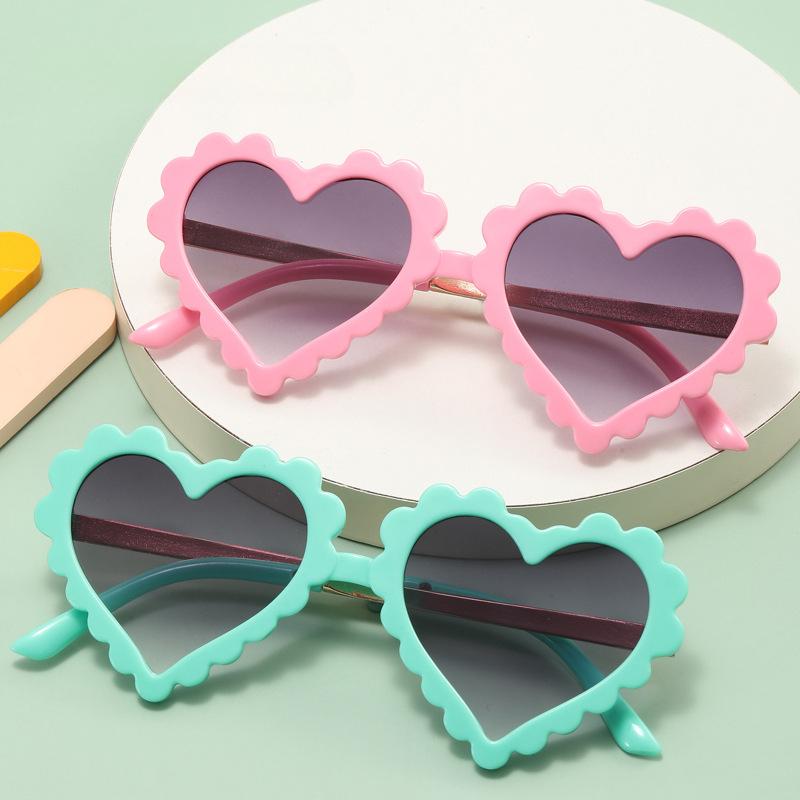 New Cute Children's Sunglasses Travel Sunscreen Trend Korean Edition Fashion Irregular Heart Shaped Baby Sunglasses