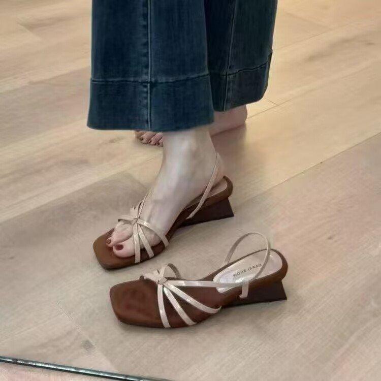 Fashion Hot Selling 2025 New Designer Summer Women Sandals Fashion Open Toe Party Dress Fashion Pumps Ladies Outdoor Gladiator Sandalias