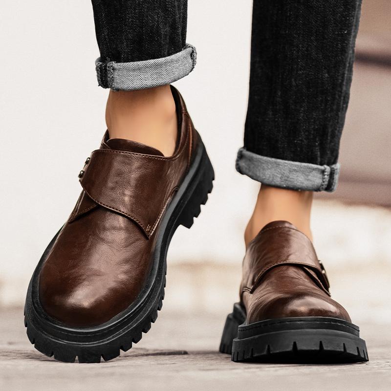 Fashionable Men Casual Leather Thick Bottom Shoe Outdoor Antiskid Walking Shoe Fashion Designer Leather Comfy Soft Soled Loafers