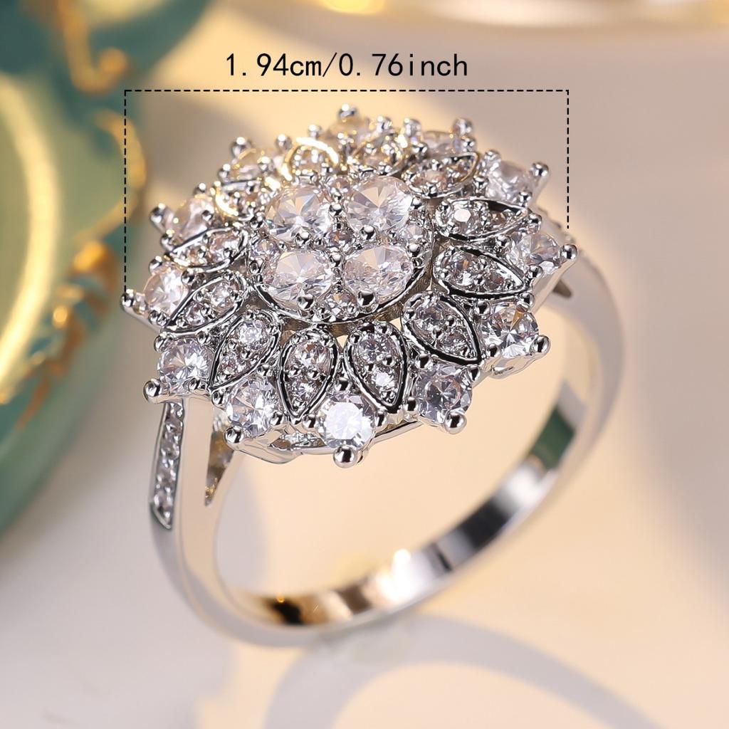 Shining White Diamond Sunflower Design Ring, a delicate and sophisticated piece of jewelry, perfect as a gift for your best friend or girlfriend