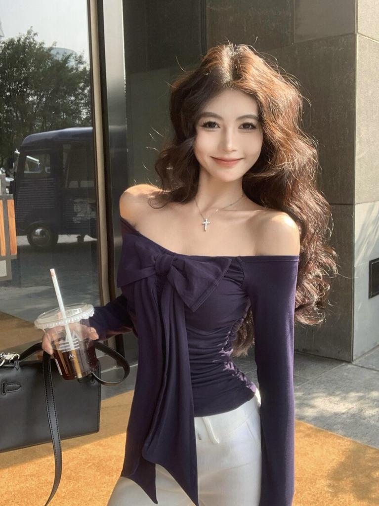 Xiaoxiangfeng Bow Long-sleeved T-shirt Women's Autumn and Winter Pure Desire One-word Shoulder Fishbone Top High-end Bottoming Shirt Inner