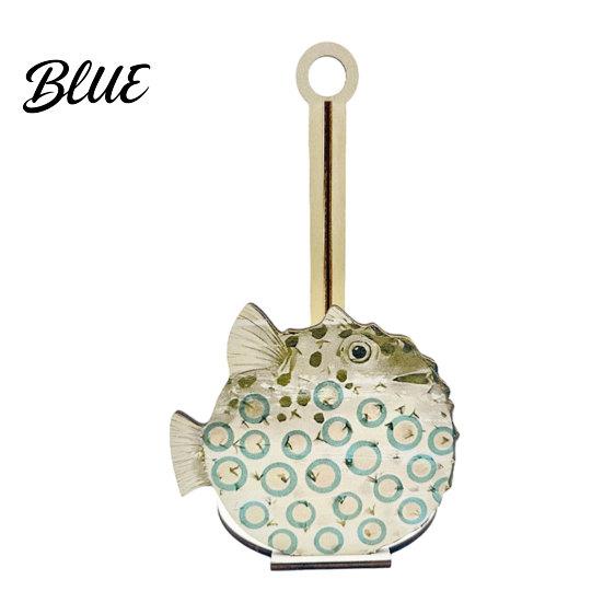 Paper Towel Holder Solid Wood Design Style Ocean with Seahorse Vertical Holder Kitchen Roll Stand Durable Wooden Crab Sailboat
