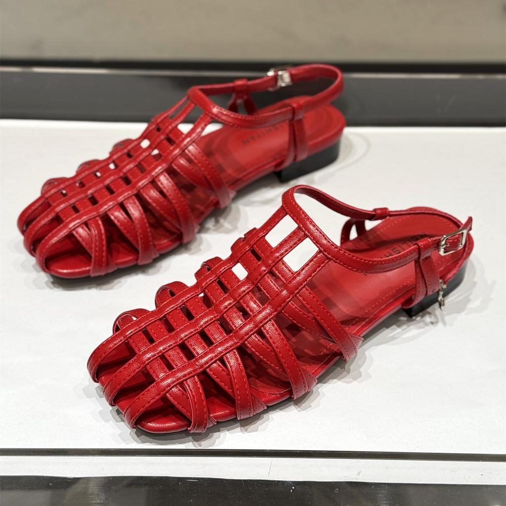 Retro-style Hollowed-out Sandals for Women, New Style Low-heeled Casual Shoes