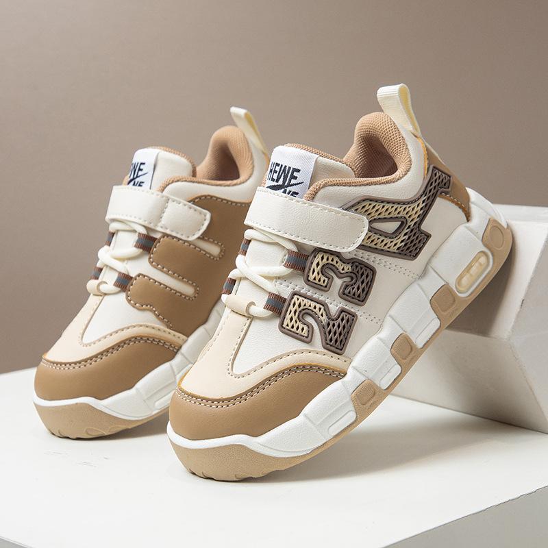 

2025 spring and autumn new children s leather surface breathable sports shoes boys baby non-slip soft sole casual shoes women s treasure running shoes 37