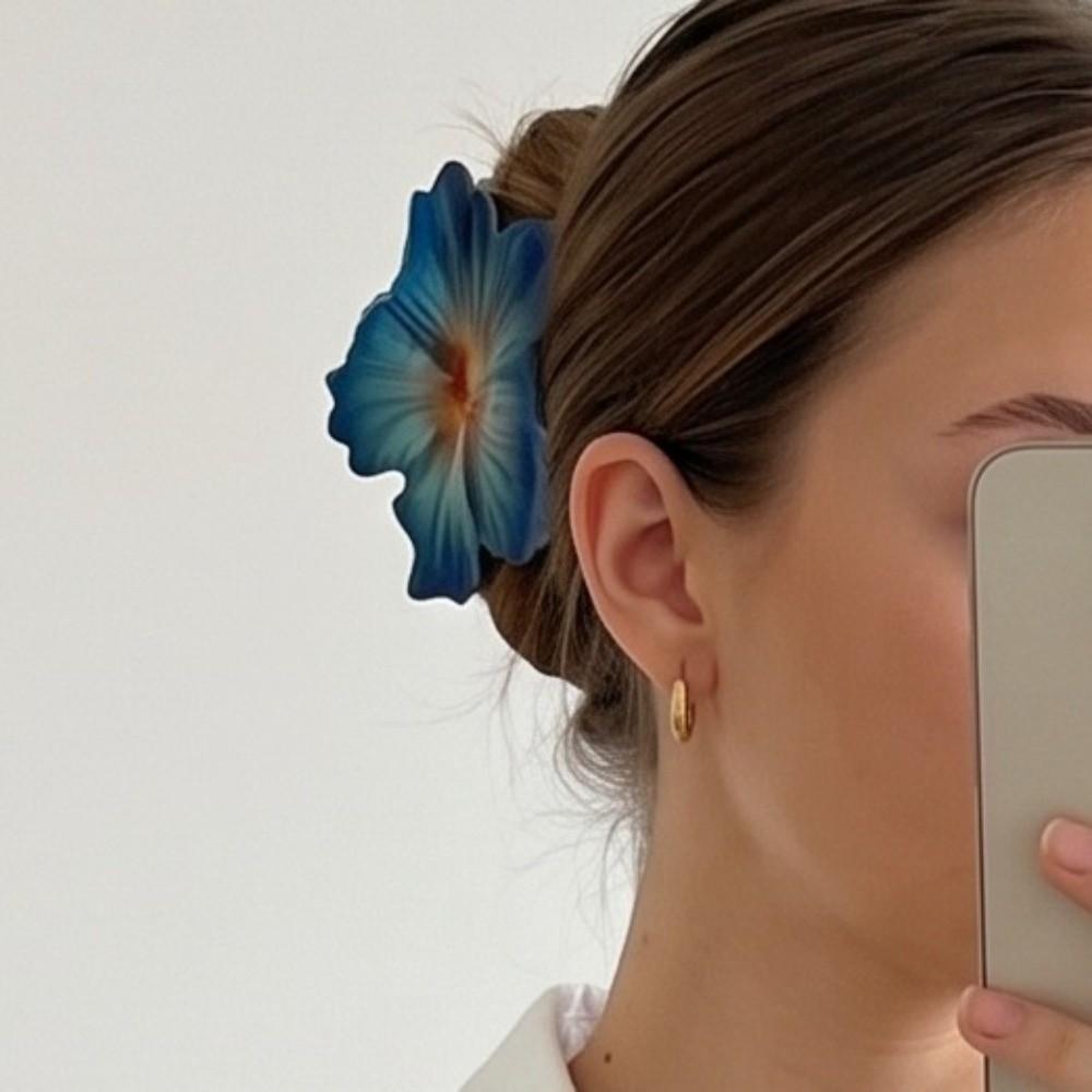 Versatile Hibiscus Flower Hair Clip Vintage Nature-inspired Accessories Pool Party